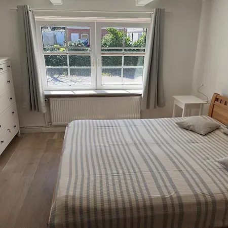 Marthas Garten Apartment Oldenswort